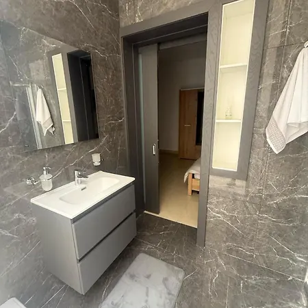 게스트하우스 Traveller's Rest Gudja