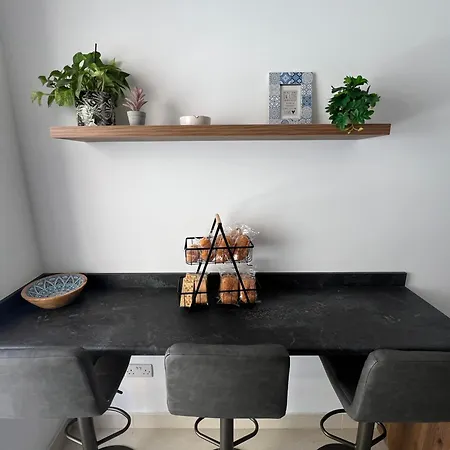 게스트하우스 Traveller's Rest Gudja