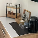 Traveller's Rest 3*