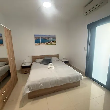 Traveller's Rest Guest house Gudja