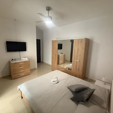 Traveller's Rest Gudja