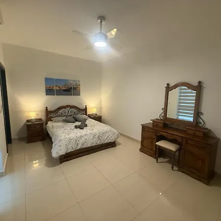 Guest house Traveller's Rest 3*