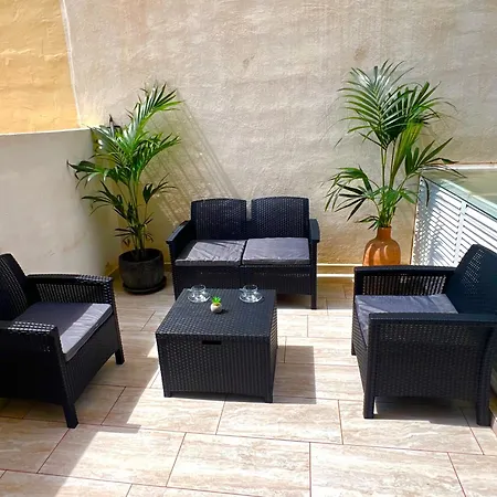 Traveller's Rest 3*