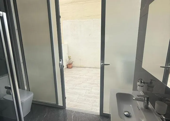 Πανσιόν Traveller's Rest 3*